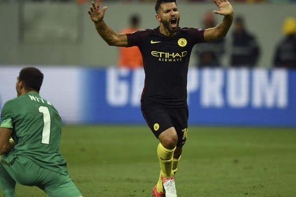 Manchester City tiene un traacutemite ante Steaua