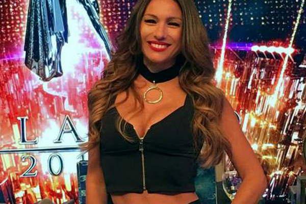 Pampita- Mis amigas son todas mamaacutes con chicos 