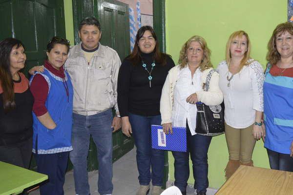 Asumieron autoridades en la Escuela Municipal de Artes Plaacutesticas Juanita Briones