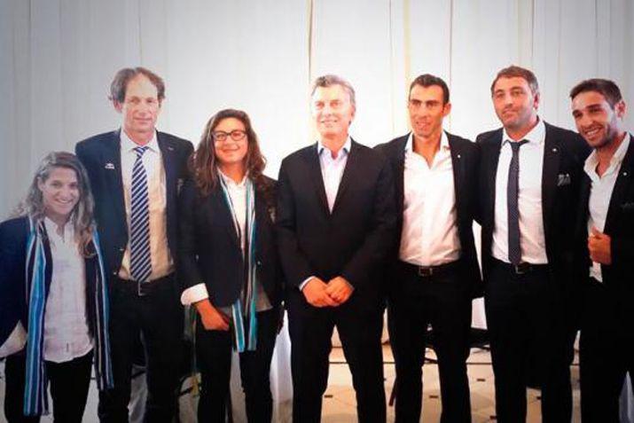 El presidente saludó personalmente a los ganadores de las medallas de oro