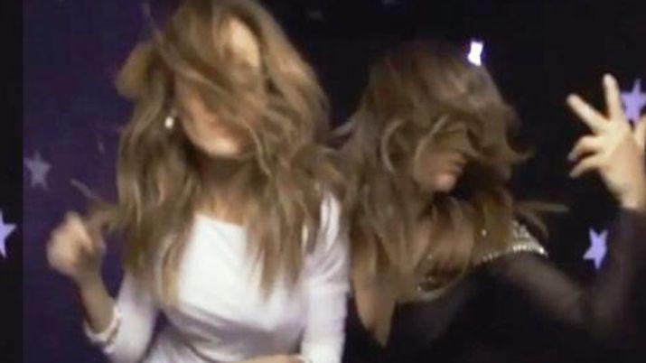 Perreo de a dos- Lali Espoacutesito y Vero Lozano encantan con su baile