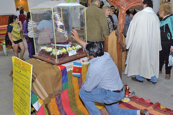Los fieles honran a la Virgen de Sumampa Loreto y Huachana que llegaron a la capital y La Banda