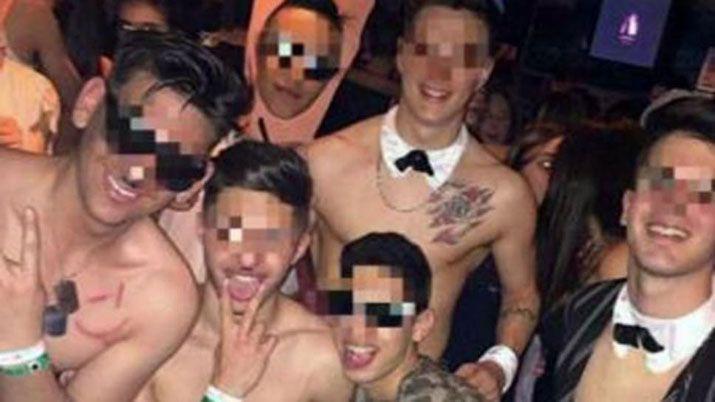 Bariloche- chicos de un colegio alemaacuten fueron a una fiesta con simbologiacutea nazi