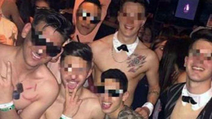 Bariloche- chicos de un colegio alemaacuten fueron a una fiesta con simbologiacutea nazi