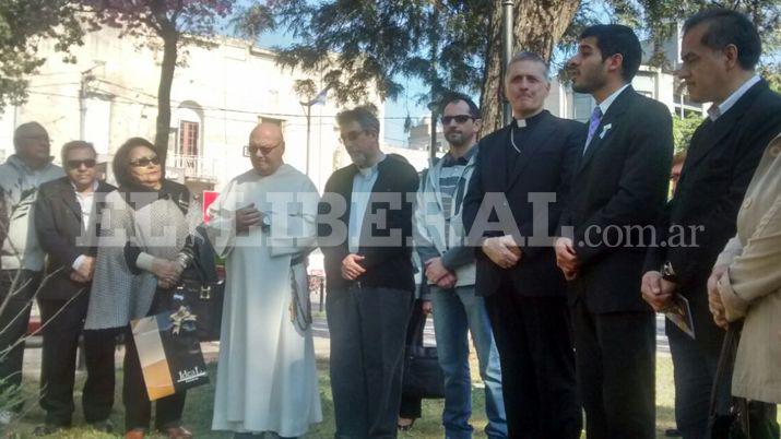 Oraron por la paz mundial