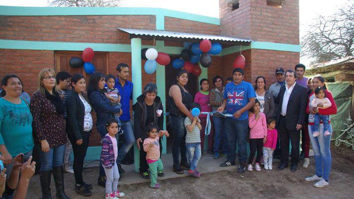 Once familias de Mili Los Pereyra y Tiu Chacra recibieron viviendas sociales