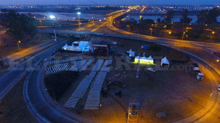 Impactantes imaacutegenes nocturnas de los preparativos de Mama Antula