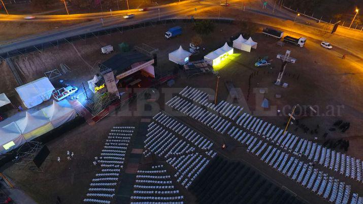 Impactantes imaacutegenes nocturnas de los preparativos de Mama Antula