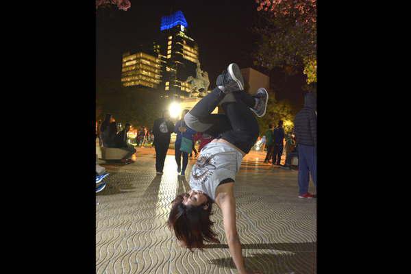 La historia musical recieacuten empieza para la rapera friense Lady G