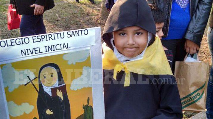 Jardines de infantes catoacutelicos honran a Mama Antula en Plaza Libertad