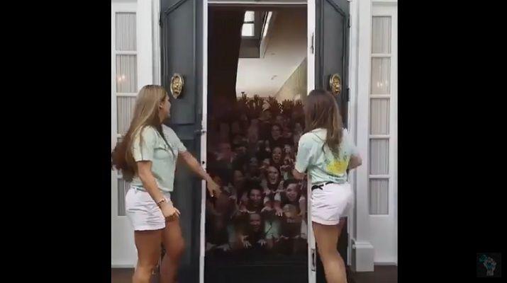 Las puertas del infierno el extrantildeo video universitario para atraer integrantes a una fraternidad