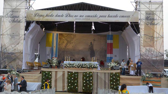 EL LIBERAL y Canal 7 transmitien en directo la ceremonia religiosa