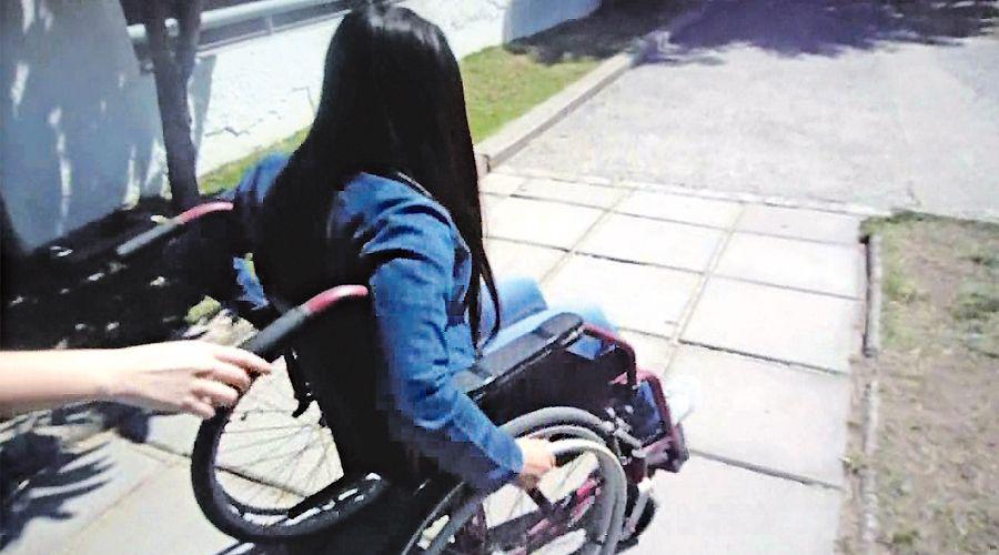 Meacutedico asiste a una joven sordomuda violada y embarazada