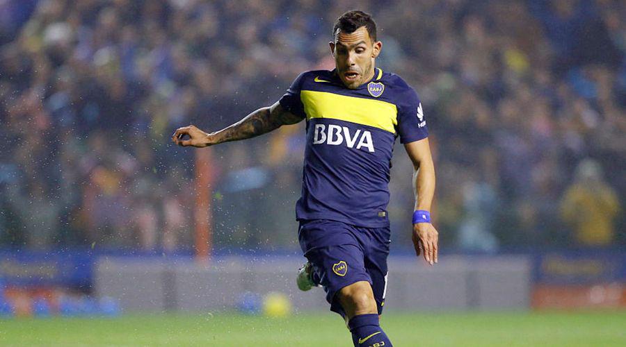 Tevez le ganoacute un juicio a Petinatto por burlarse de Fuerte Apache
