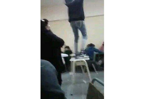 Difunden escandaloso video en una escuela secundaria de La Banda