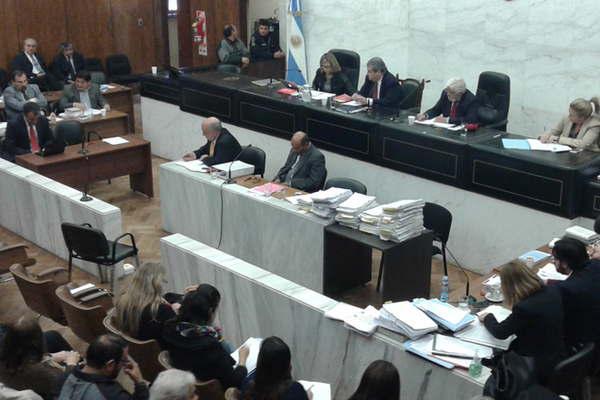 Megacausa III- tres de los acusados se presentaron ante el Tribunal Oral Federal