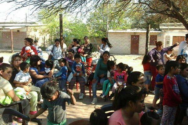 Haciendo Caminos atendioacute a nintildeos y embarazadas en el barrio Villa Abreguacute