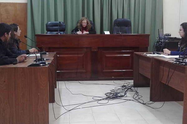 Detuvieron al joven que hurtoacute en la casa de la fiscal de Friacuteas