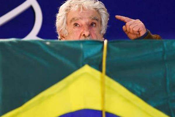 Mujica- El juicio a Dilma fue un golpe decidido en otra parte