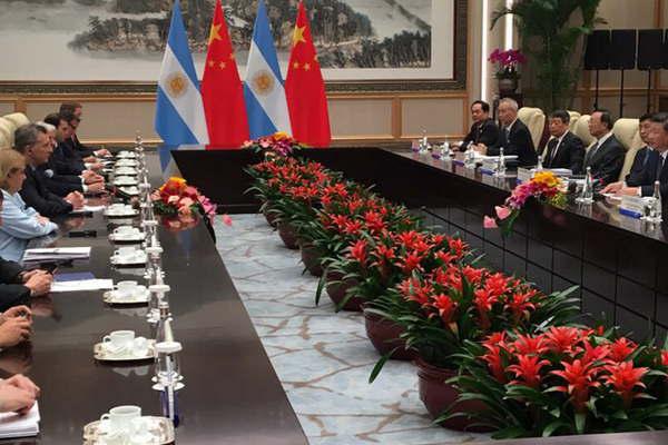 Macri se reunioacute con Xi Jinping en el inicio de su gira por China
