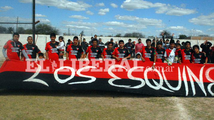 Los Esquineros flamantes campeones del fuacutetbol amateur loretano