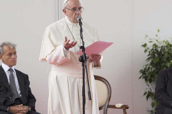 El papa Francisco destacoacute su ejemplo e instoacute a imitarla 