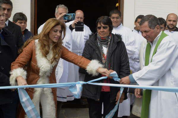 La gobernadora anuncioacute la obra de pavimentacioacuten