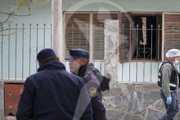 Un enfermero aparecioacute muerto en su casa con heridas de arma blanca