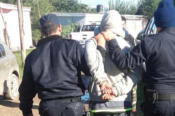 Detenido al intentar robar espejos de motovehículos