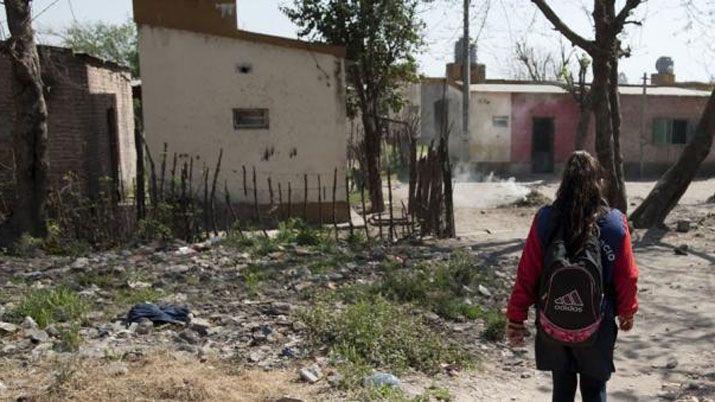 Vecinos justicieros detienen a un sujeto que intentoacute abusar de una joven