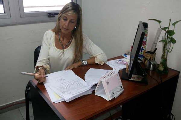 La nintildea seraacute sometida a Caacutemara Gesell