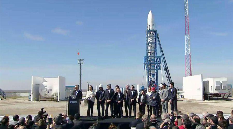 Mauricio Macri- Al paiacutes no le sobra nada