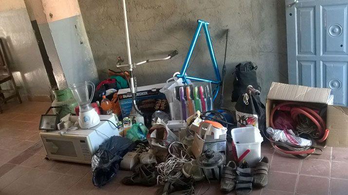 Secuestran elementos robados que estaban escondidos en una casa abandonada