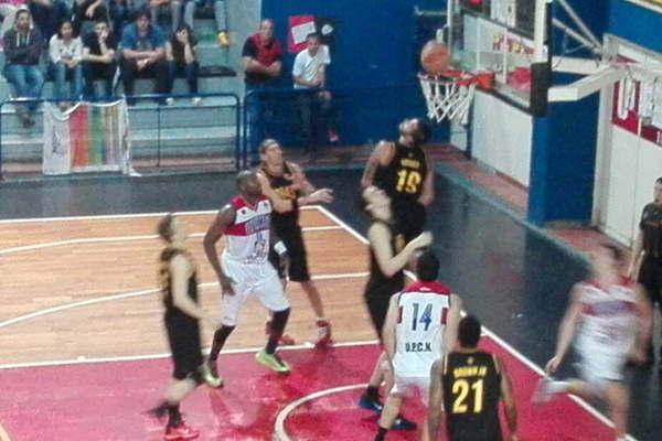 Quimsa luchoacute pero no le alcanzoacute 