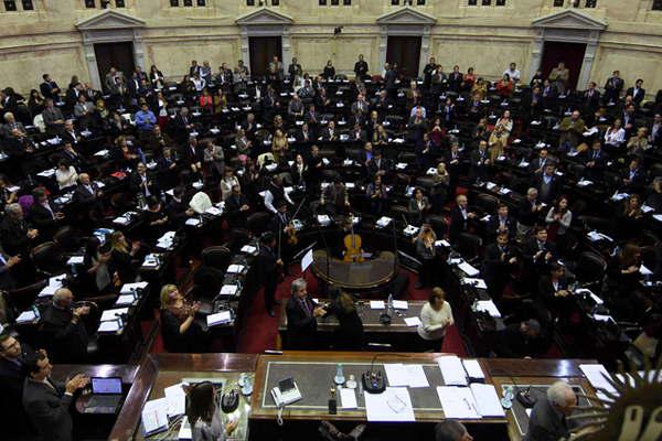 Macri enviaraacute esta semana su primera ley de presupuesto para su anaacutelisis en Diputados