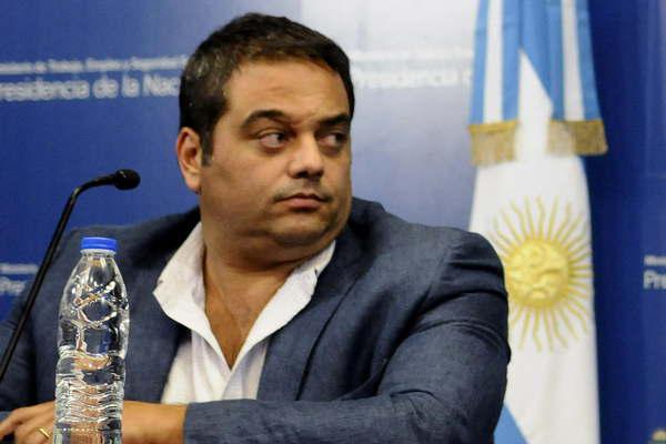 Jorge Triaca pidioacute prudencia frente a las amenazas de paro