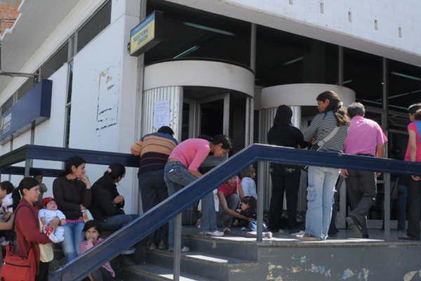 Los pagos de la Anses marcaraacuten la nutrida agenda de esta semana para los santiaguentildeos