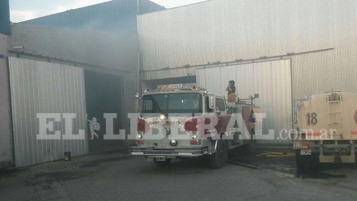La Banda- se incendia una fbrica de golosinas