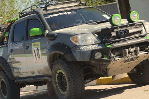 Santiago Adentro llega a Las Termas con sus imponentes todoterreno 