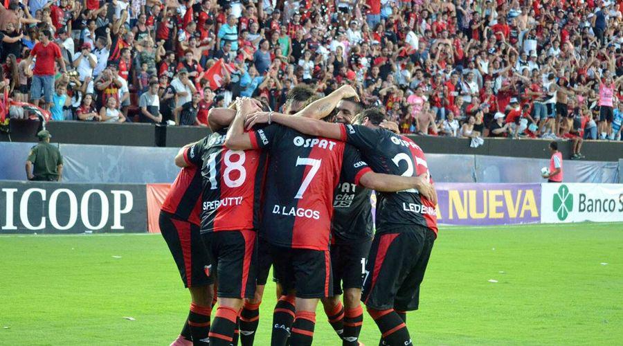 Coloacuten y Talleres juegan en Santa Fe por tres puntos necesarios