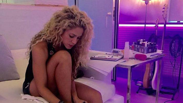 La poleacutemica por una foto de Shakira en Instagram donde se puede ver iquestun consolador