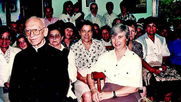 Santiago Inolvidable- la obra de monsentildeor Jorge Gottau