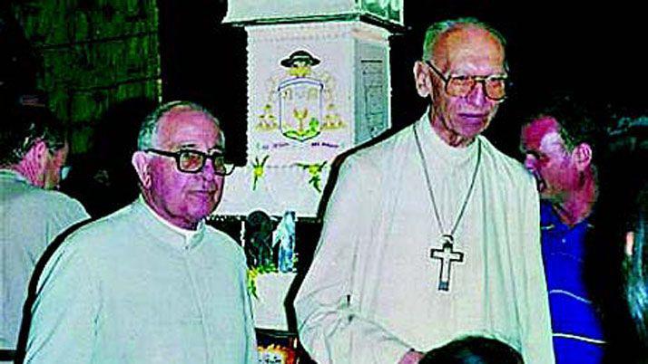 Santiago Inolvidable- la obra de monsentildeor Jorge Gottau