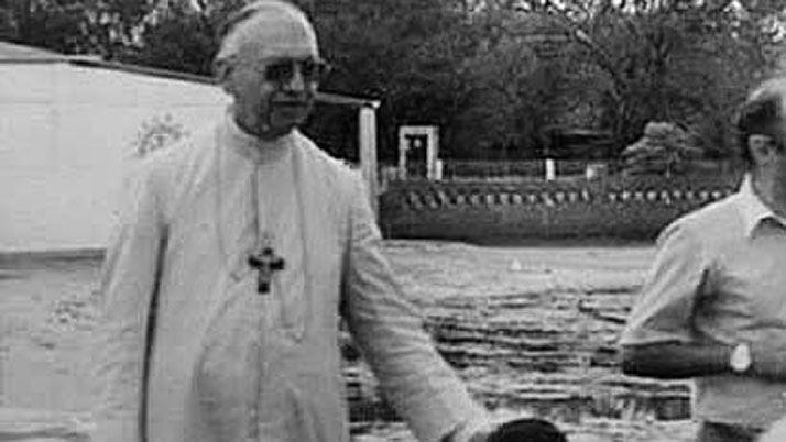 Santiago Inolvidable- la obra de monsentildeor Jorge Gottau