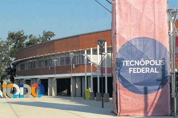 El estacionamiento seraacute totalmente gratuito