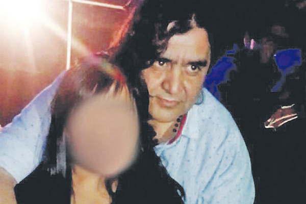 Encontraron muerto a puntildealadas a un muacutesico jujentildeo dentro de su automoacutevil