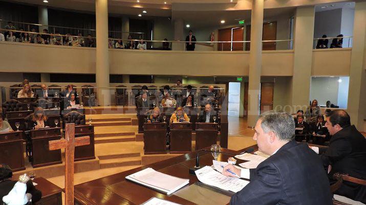 La Provincia envioacute el proyecto de ley para adherirse al blanqueo de capitales