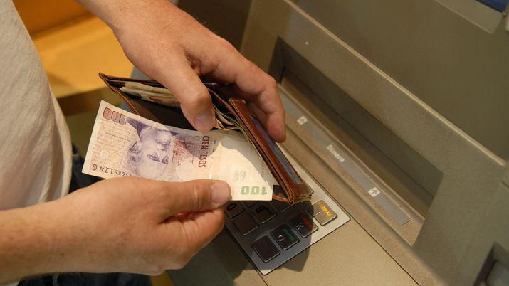 Aumentan las asignaciones familiares para municipales de la Capital