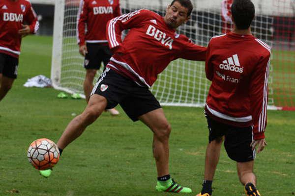 Gallardo no puede aplicar la rotacioacuten en el plantel