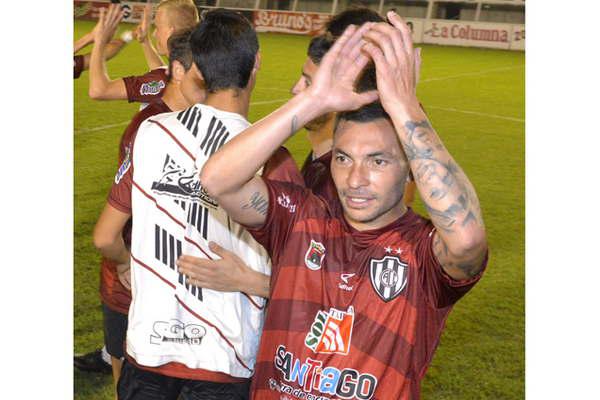 Pablo Viacutelchez se mostroacute maacutes feliz que nunca